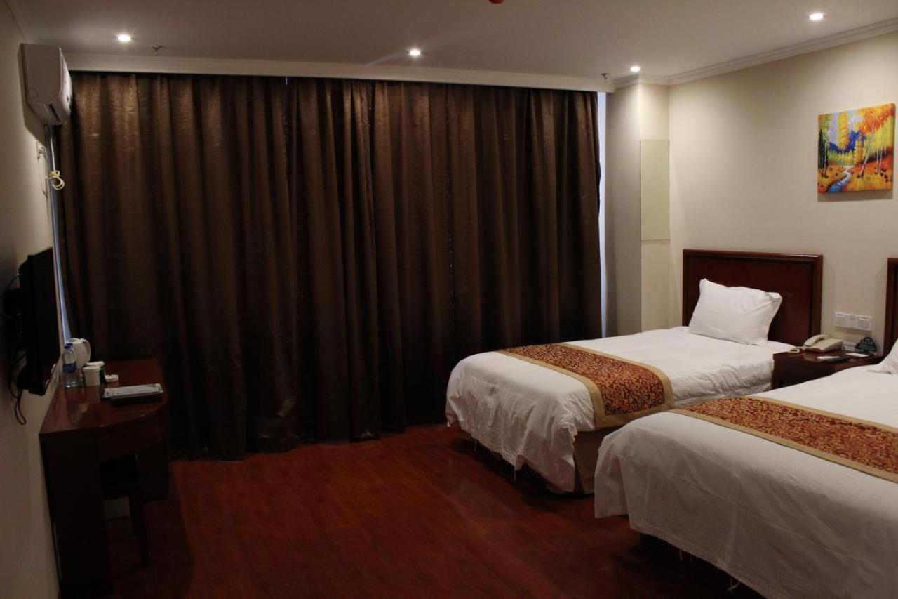 Greentree Alliance Wuxi Yixing Jinyizhong Road Chengbei Rt-Market Hotel Dış mekan fotoğraf